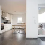 Welcome In - 13-k Direkt An Der Piste Mit Balkon Und Fahrrad- Und Skiraum