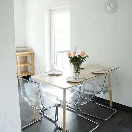 아파트 Welcome In - 13-k Aan De Piste Met Balkon En Fiets & Skiberging *