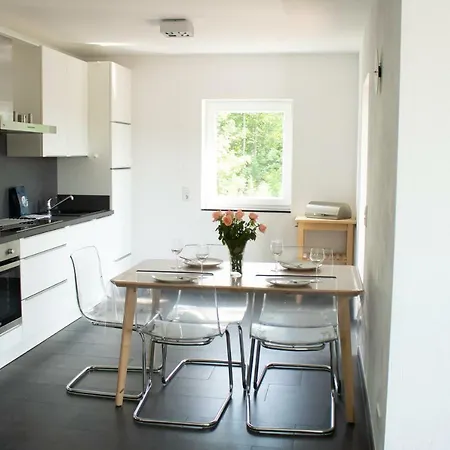 Welcome In - 13-k Direkt An Der Piste Mit Balkon Und Fahrrad- Und Skiraum 빈터베르크